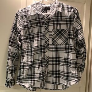 Plaid long sleeve shirt